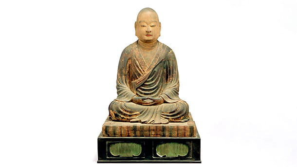 Statue en position assise du grand maître Chishodaishi